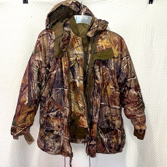 Cabela's Jackets & Coats Cabelas Camouflage Kids Quilted Insulated